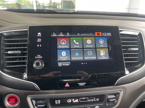 Used 2023 Honda Passport TrailSport image 31