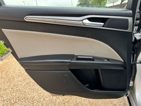 Used 2018 Ford Fusion S FWD image 26