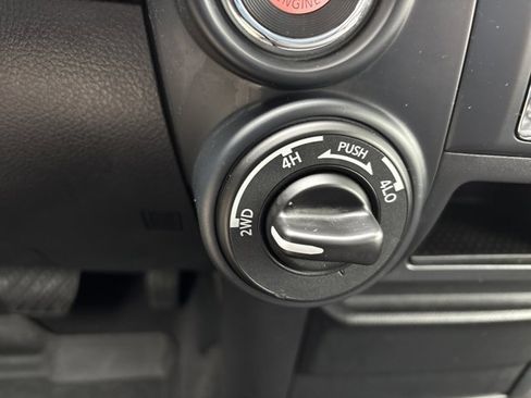 Used 2023 Nissan Titan SV w/ Accessory Utility Package image 27