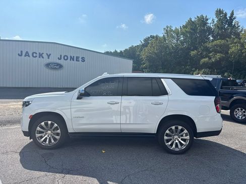 Used 2023 Chevrolet Tahoe Premier AWD/4WD image 8