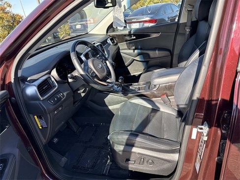 Used 2017 Kia Sorento EX w/ EX V6 Premium Package image 14