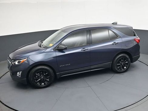 Used 2019 Chevrolet Equinox LS w/ LS Convenience Package image 30