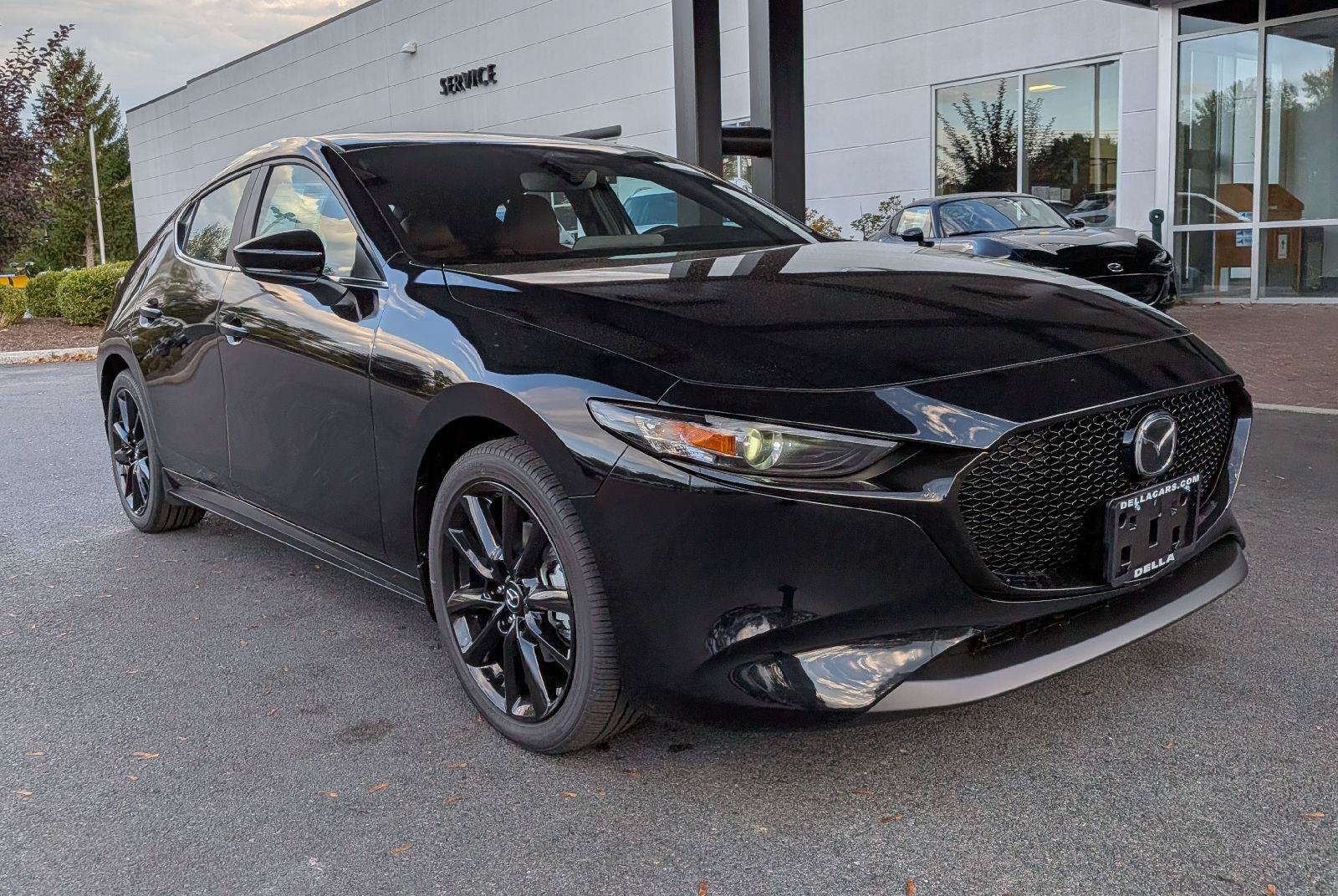New 2026 MAZDA MAZDA3 Carbon AWD/4WD image 4