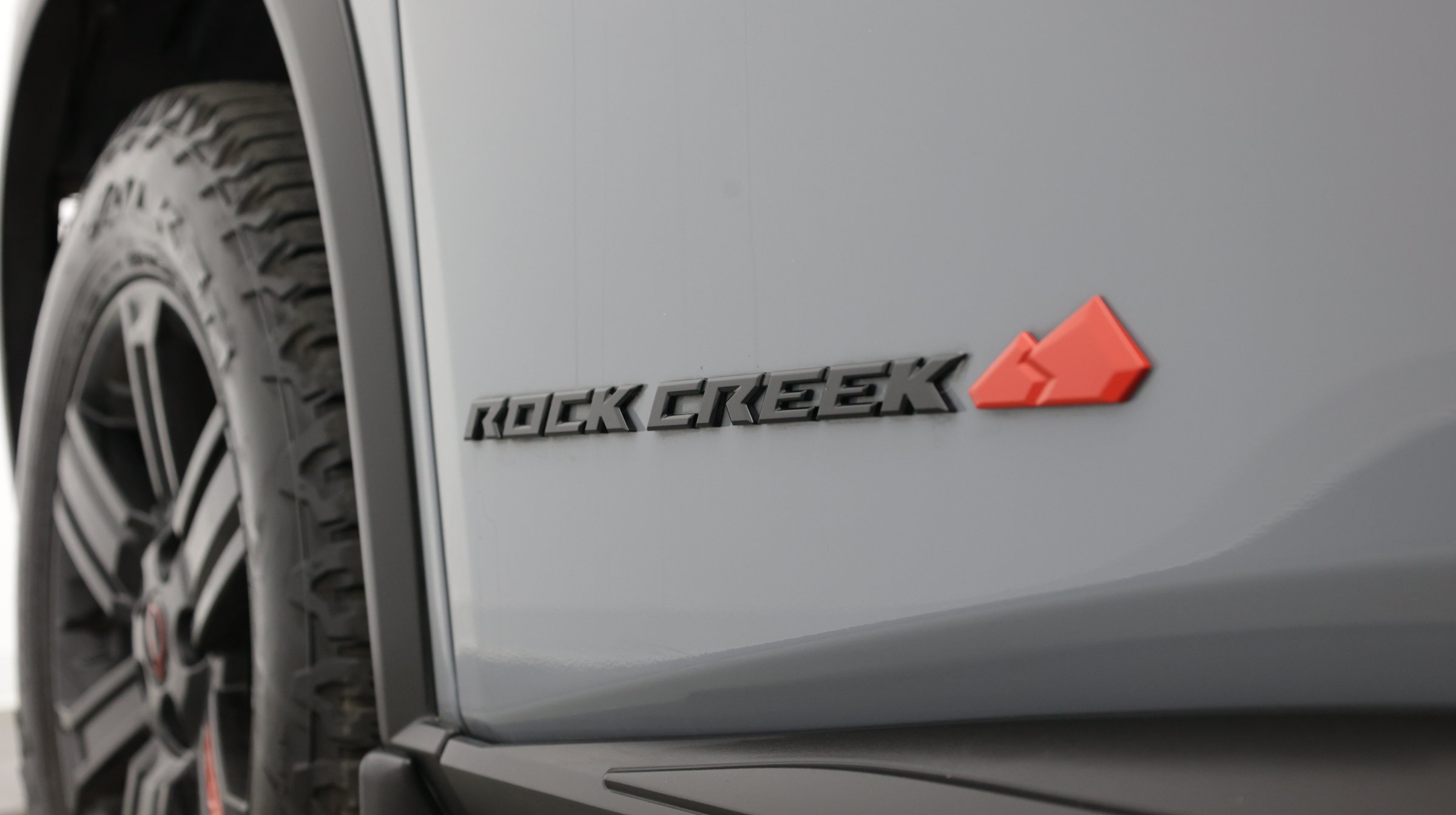 Used 2025 Nissan Rogue SV AWD/4WD image 46