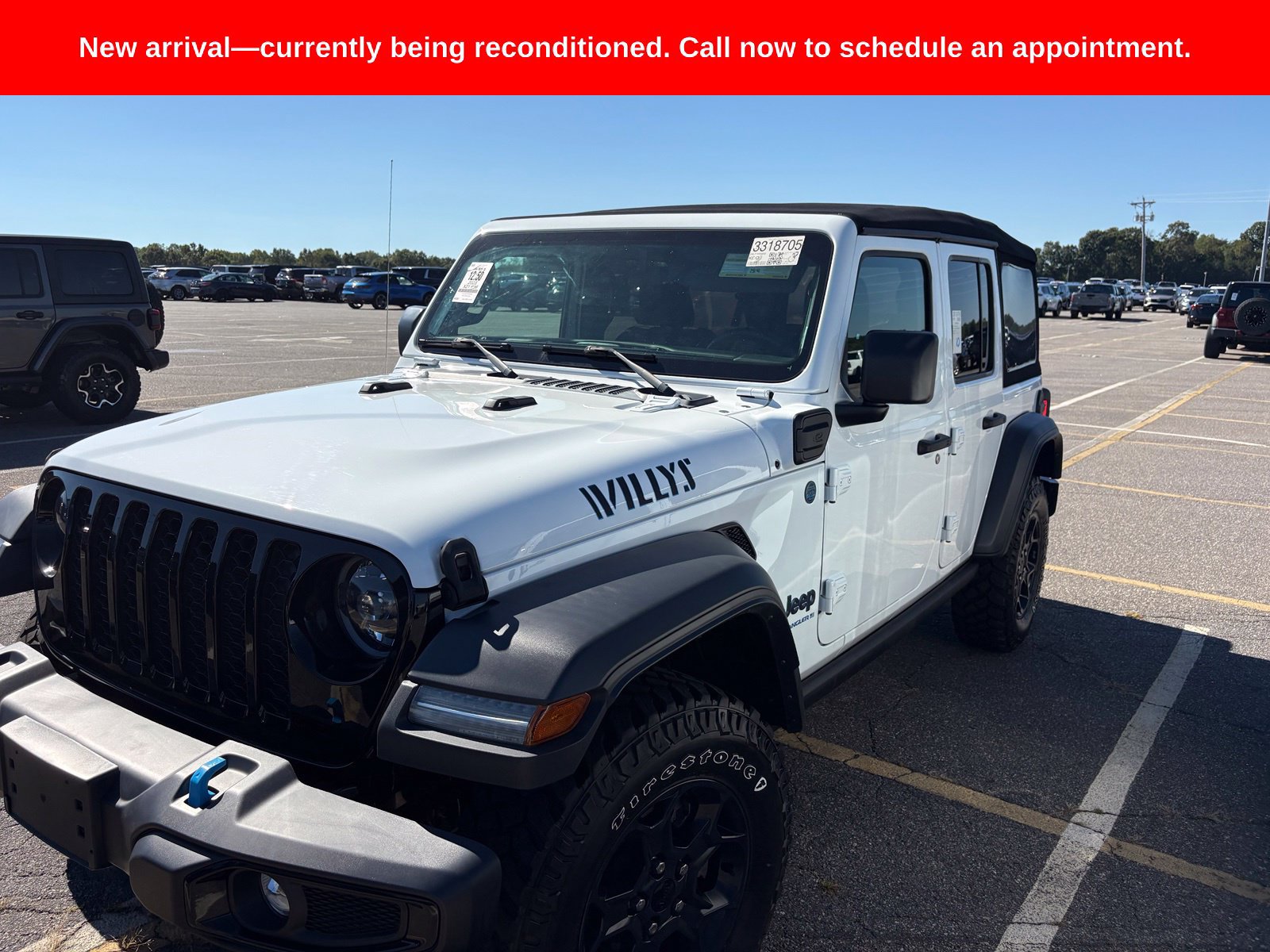Used 2023 Jeep Wrangler Unlimited w/ Cold Weather Group AWD/4WD image 8