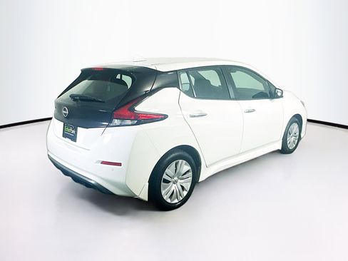 Used 2024 Nissan Leaf S FWD image 9