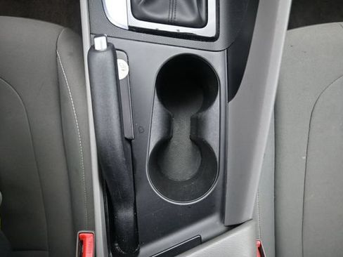 Used 2024 Hyundai Elantra SEL FWD image 29