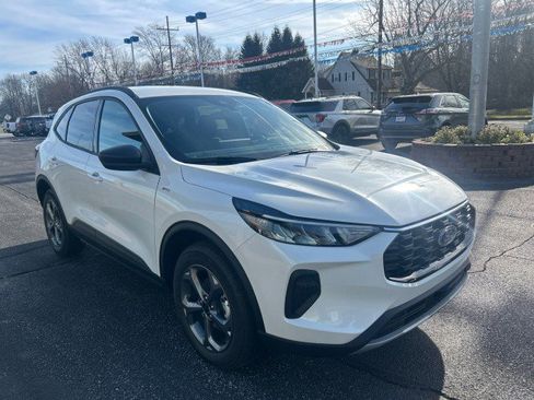 New 2026 Ford Escape ST-Line w/ Tech Pack #1 AWD/4WD image 4