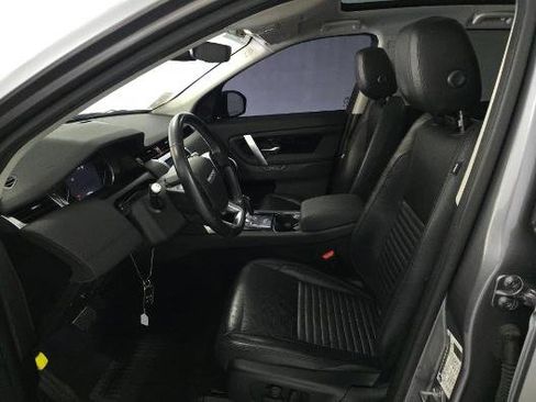 Used 2020 Land Rover Discovery Sport S image 4