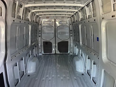 New 2026 Mercedes-Benz Sprinter 2500 image 29