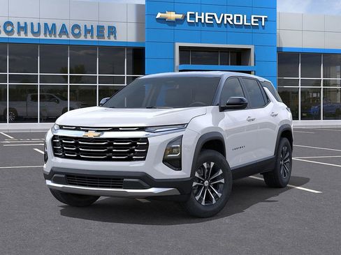 New 2026 Chevrolet Equinox LT w/ Convenience Package II image 6