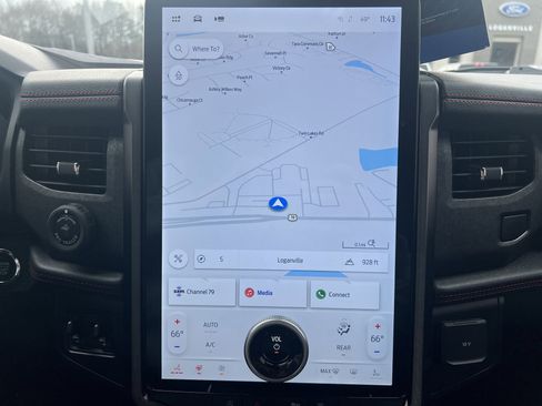 Used 2023 Ford Expedition Limited image 7