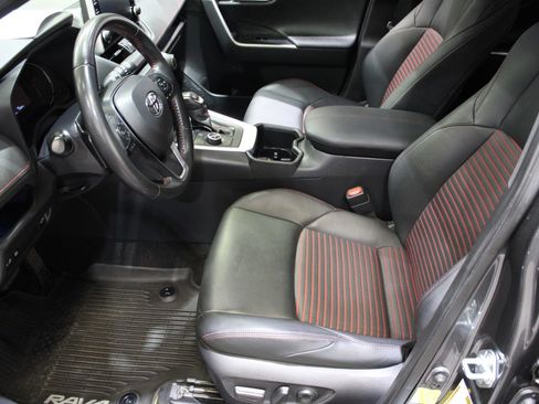 Used 2022 Toyota RAV4 XSE AWD/4WD image 21