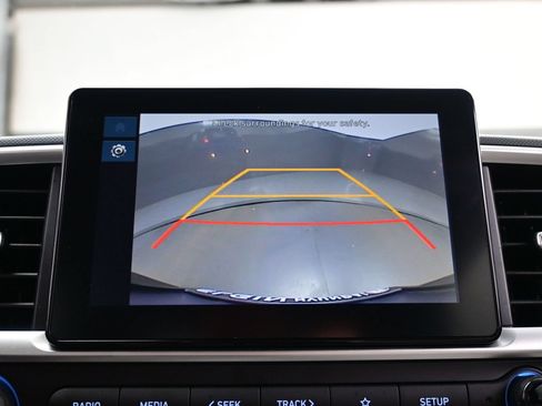 Certified 2026 Hyundai Venue SEL FWD image 18