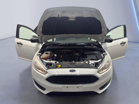 Used 2016 Ford Focus S image 9