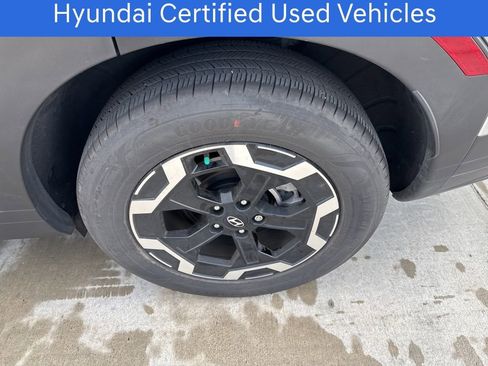 Used 2025 Hyundai Santa Fe SEL image 11