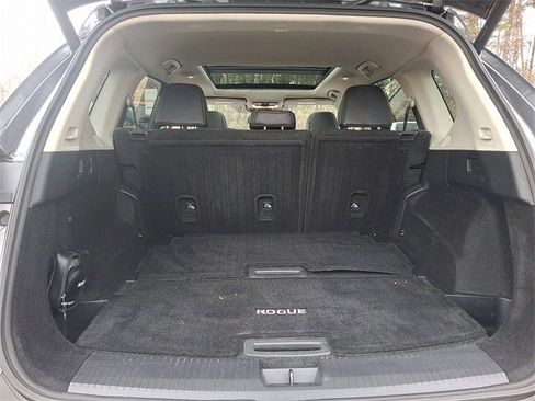 Used 2021 Nissan Rogue SL image 28