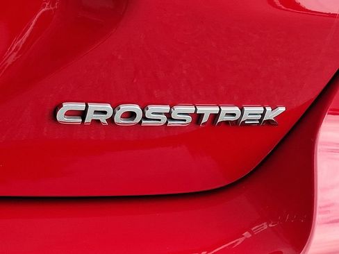 Used 2024 Subaru Crosstrek 2.0i Premium w/ Crosstrek Mirror Package AWD/4WD image 30