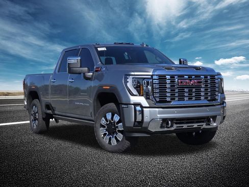 New 2026 GMC Sierra 2500 Denali w/ Denali Reserve Package image 2