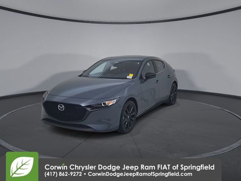 Used 2026 MAZDA MAZDA3 Carbon AWD/4WD image 6