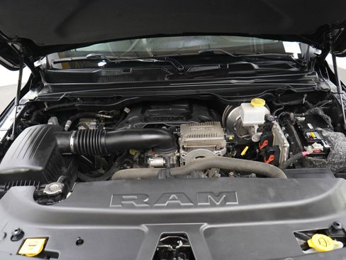 Used 2020 RAM 1500 Laramie AWD/4WD image 29