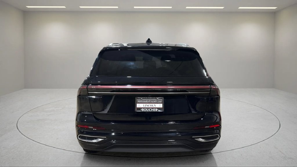 Certified 2024 Lincoln Nautilus Reserve w/ Equipment Group 202A AWD/4WD image 4