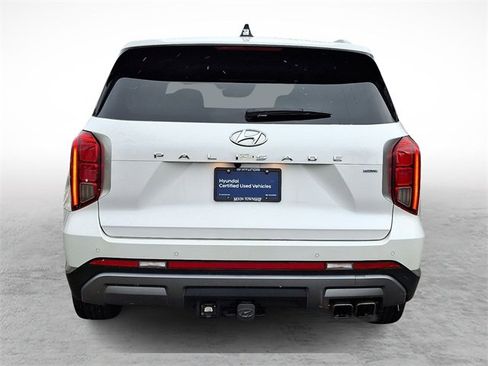 Certified 2025 Hyundai Palisade Limited image 5