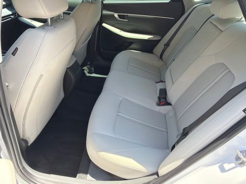 Used 2025 Hyundai Sonata SEL FWD image 21