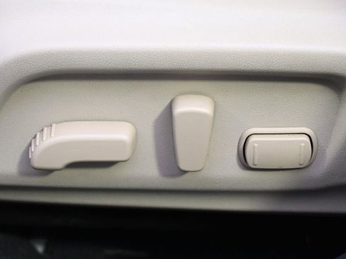 Used 2015 Subaru Outback 2.5i Limited image 14