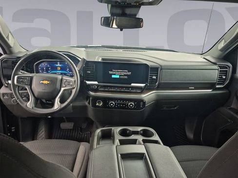 Used 2023 Chevrolet Silverado 1500 LT AWD/4WD image 12