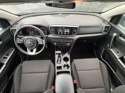 Used 2021 Kia Sportage LX w/ LX AWD Popular Package image 22