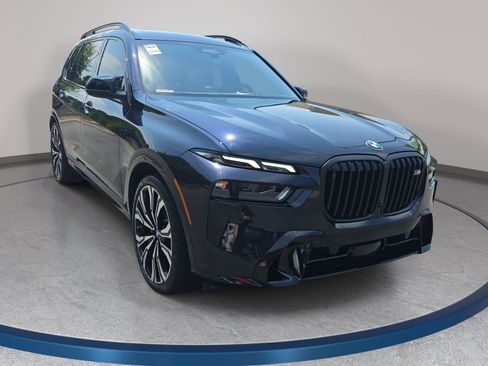 Used 2023 BMW X7 M60i w/ Executive Package AWD/4WD image 3