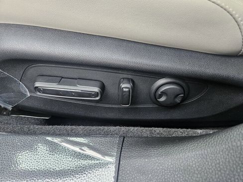 New 2025 Honda Accord EX-L image 9