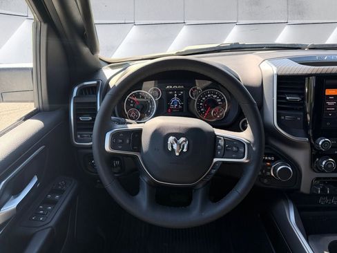 Used 2025 RAM 1500 Big Horn AWD/4WD image 13