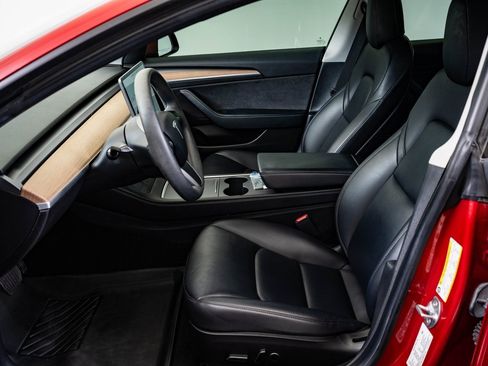 Used 2021 Tesla Model 3 Standard Range Plus image 18