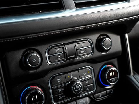 Used 2021 Chevrolet Tahoe LT image 23