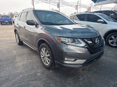 Used 2017 Nissan Rogue SV