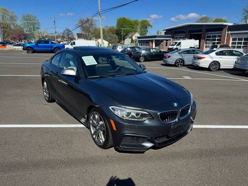 Used 2015 BMW M235i Coupe RWD image 3