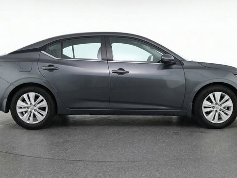 Used 2025 Nissan Sentra S image 11