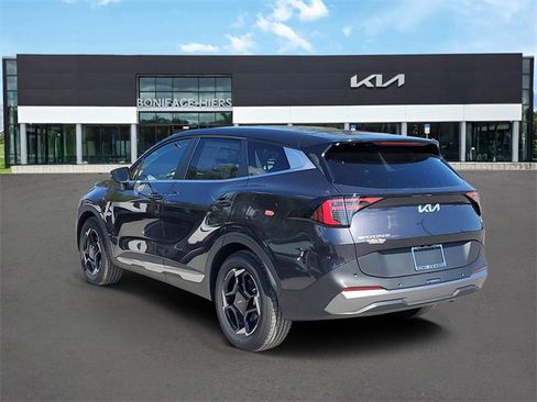 Certified 2026 Kia Sportage EX image 3