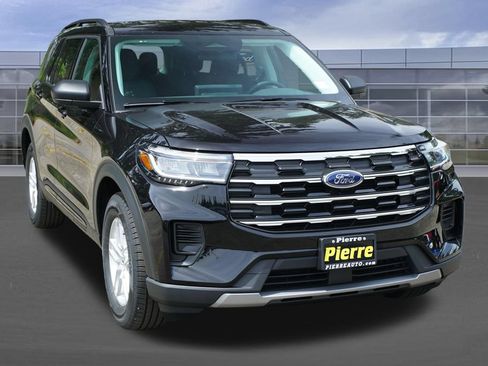 New 2026 Ford Explorer Active AWD/4WD image 2