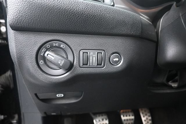 Used 2022 Dodge Challenger R/T RWD image 18