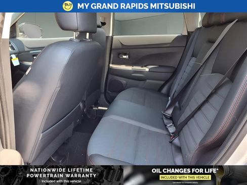 New 2025 Mitsubishi Outlander Sport SE image 6