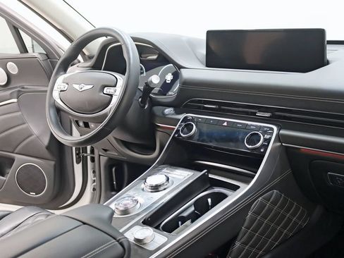 Used 2024 Genesis GV80 3.5T w/ Prestige Package AWD/4WD image 31
