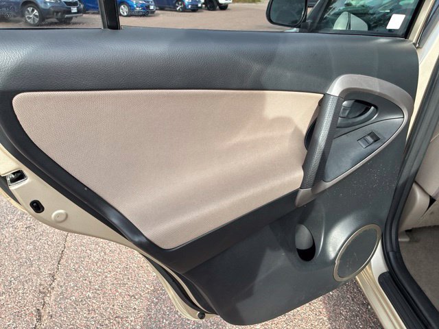 Used 2007 Toyota RAV4 2WD image 19