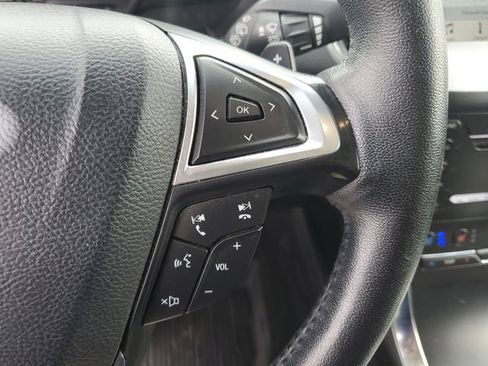 Used 2019 Ford Edge Titanium w/ Equipment Group 301A AWD/4WD image 11