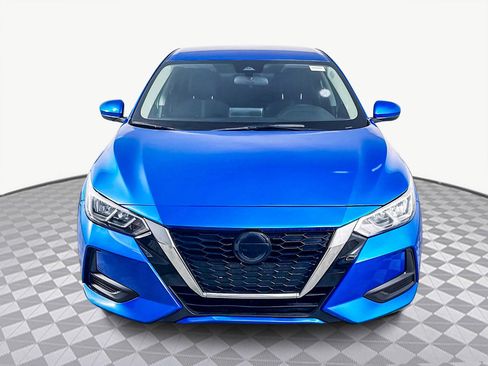 Used 2022 Nissan Sentra SV image 2