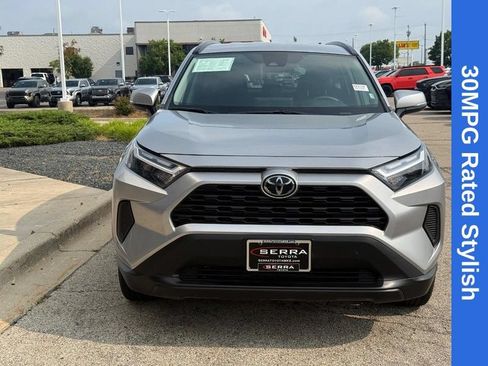 Used 2024 Toyota RAV4 XLE FWD image 8