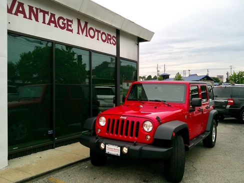Used 2014 Jeep Wrangler Unlimited Sport w/ Quick Order Package 24S AWD/4WD image 1