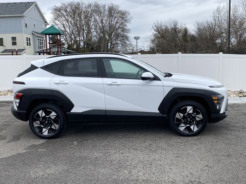 Used 2024 Hyundai Kona SEL image 7